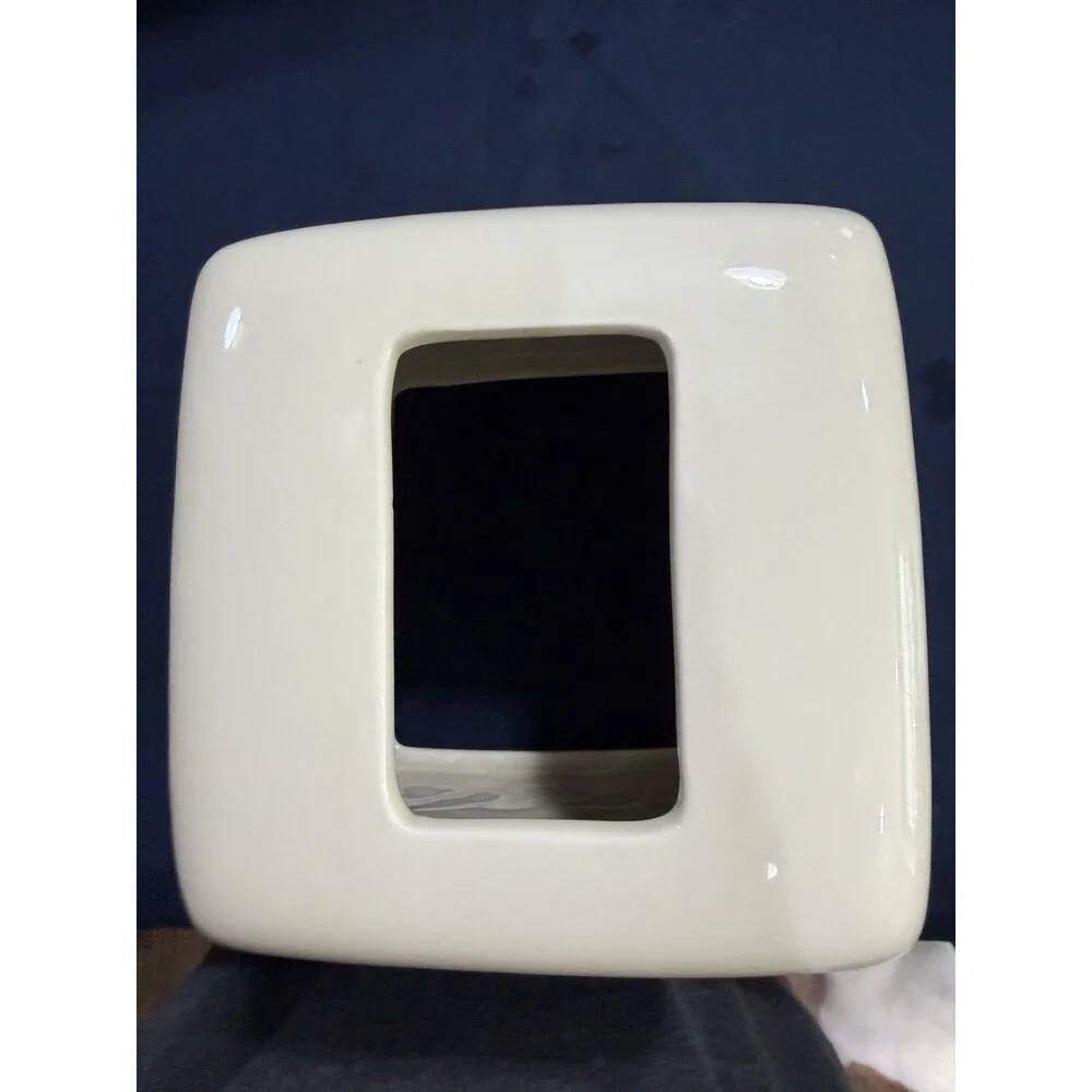 Stratton Earthenware Tissue Box Cover Ceramic Ivory Tan Beige Leaves Neutral